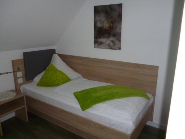 Hotel Garni Haus Schoenberger Heiligenhaus Eksteriør billede